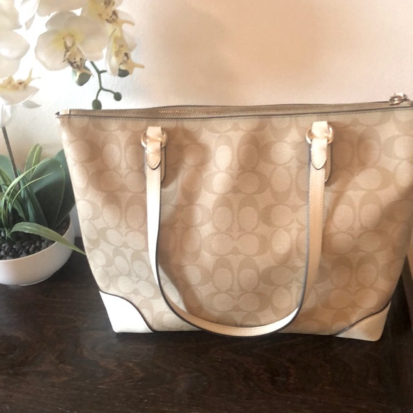 Coach Monogram Tote - Picture 2 of 6